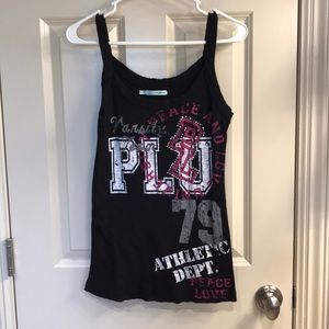 Ribbed athletic tank.